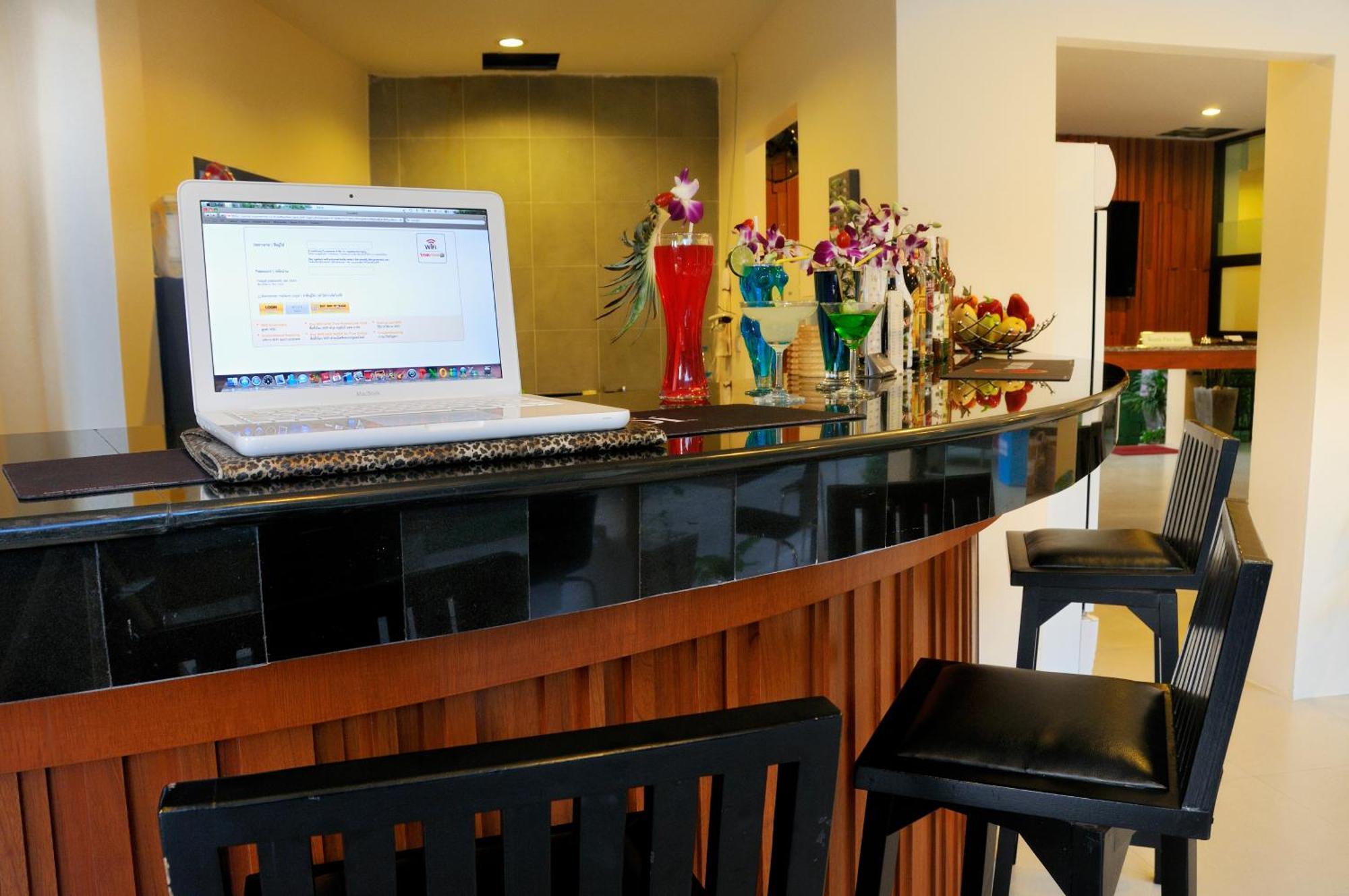 The Wave Hotel Patong Sha Phuket Zewnętrze zdjęcie