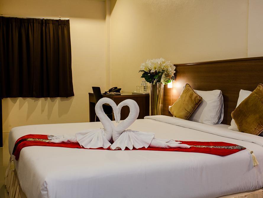The Wave Hotel Patong Sha Phuket Zewnętrze zdjęcie