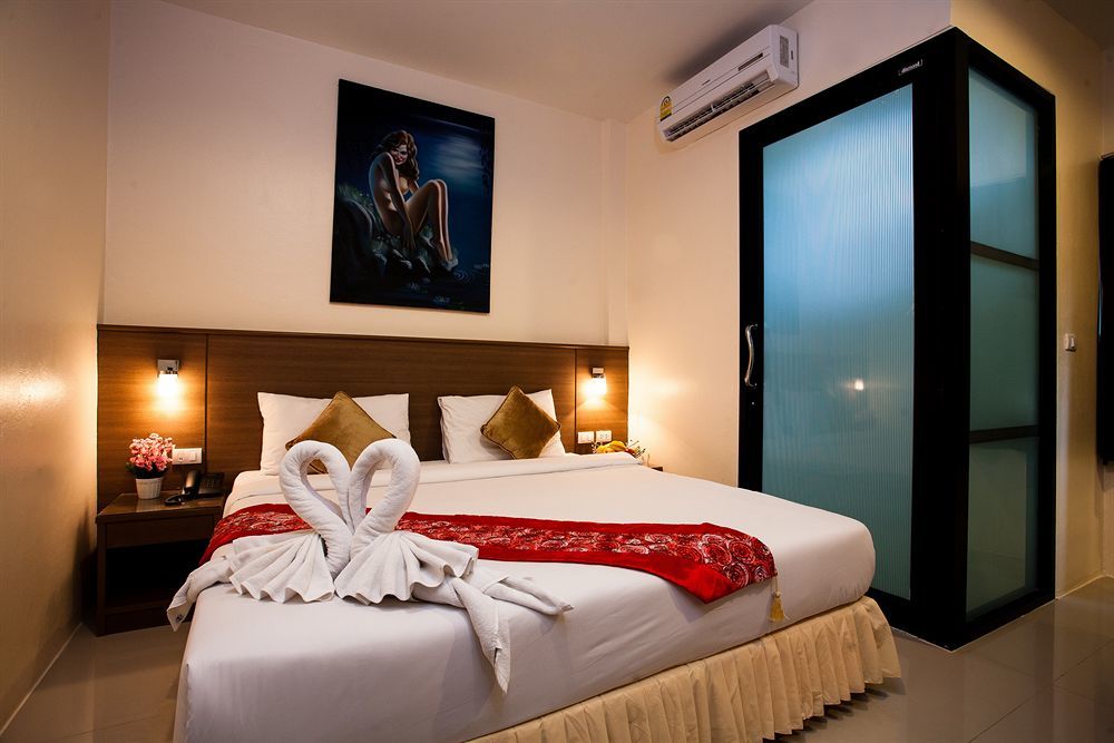 The Wave Hotel Patong Sha Phuket Zewnętrze zdjęcie