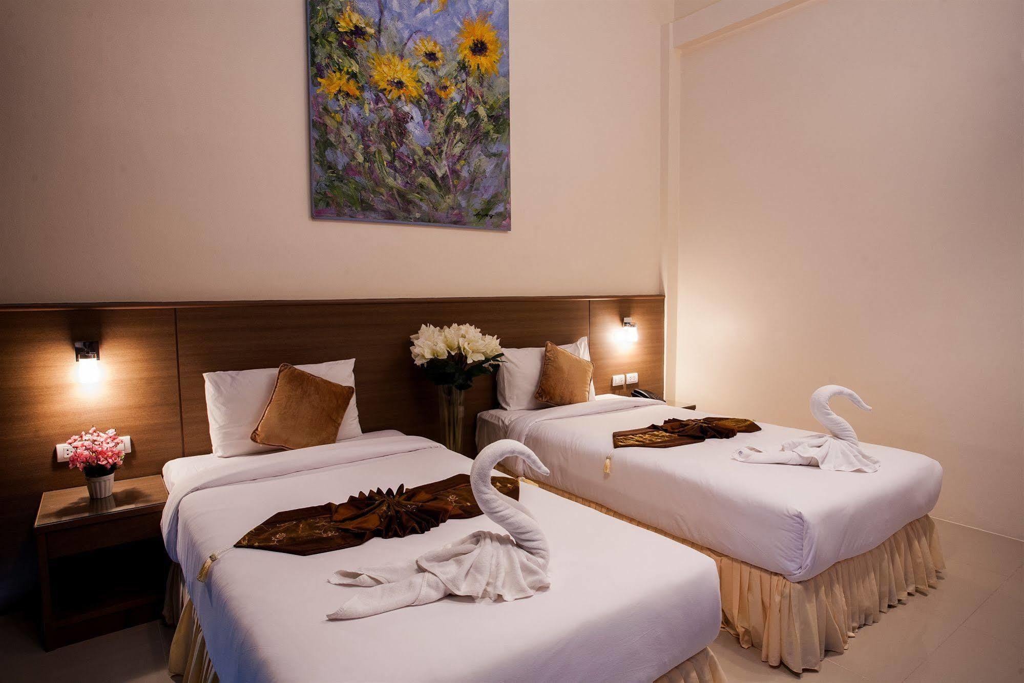 The Wave Hotel Patong Sha Phuket Zewnętrze zdjęcie