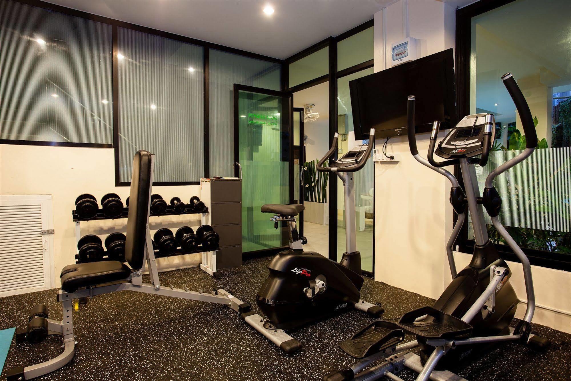 The Wave Hotel Patong Sha Phuket Zewnętrze zdjęcie