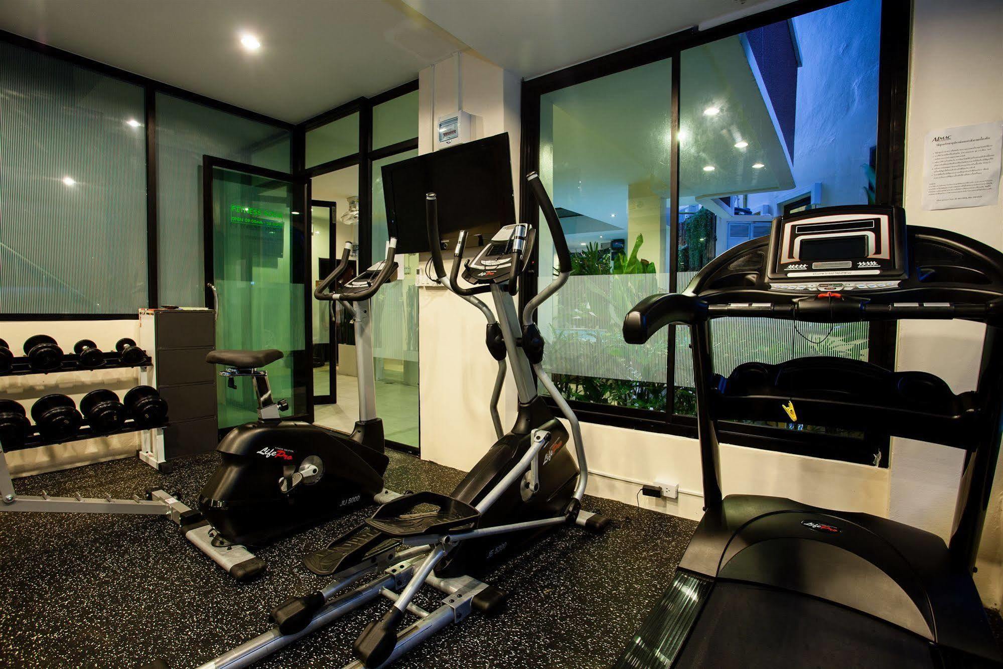The Wave Hotel Patong Sha Phuket Zewnętrze zdjęcie