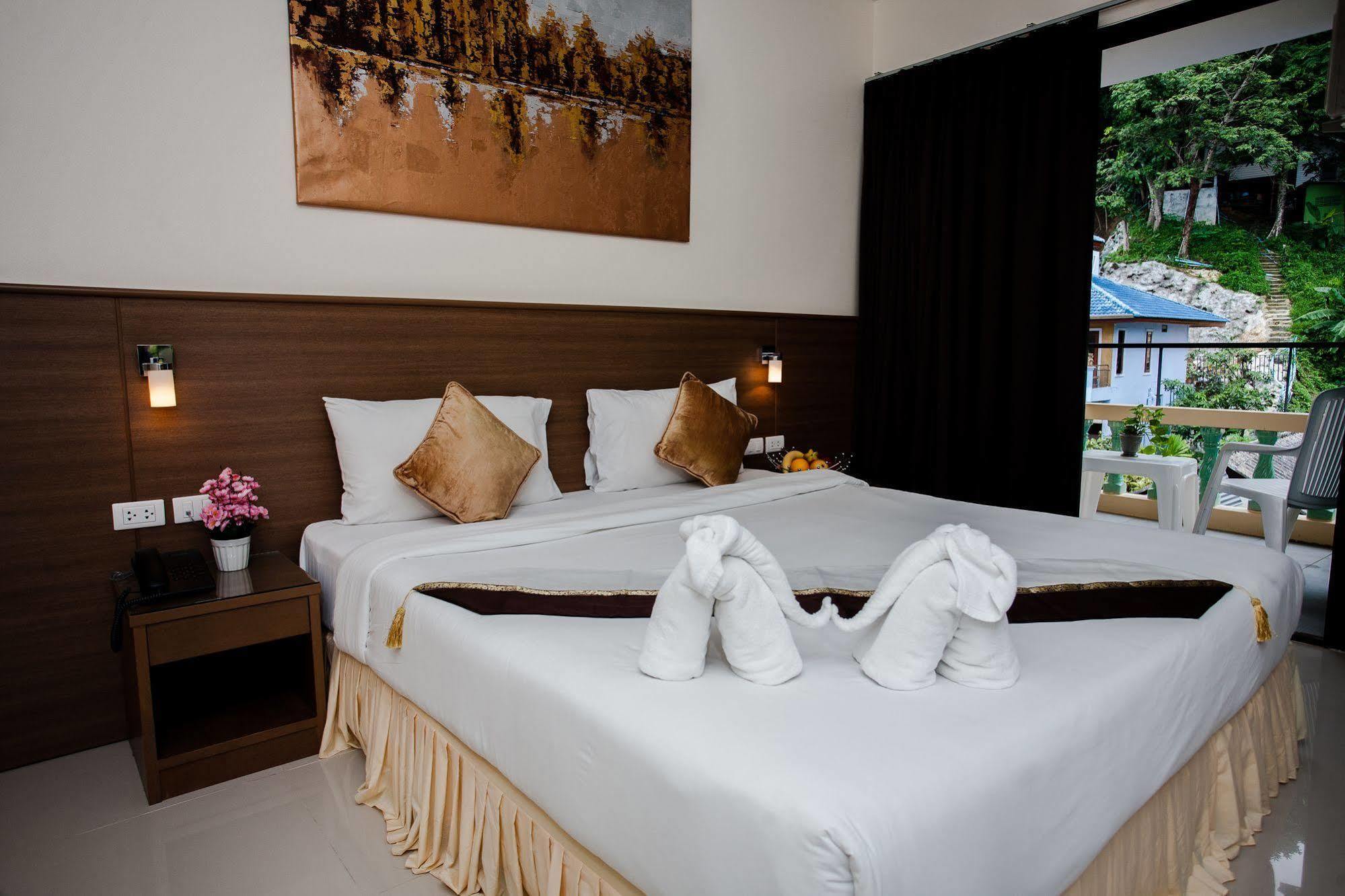 The Wave Hotel Patong Sha Phuket Zewnętrze zdjęcie